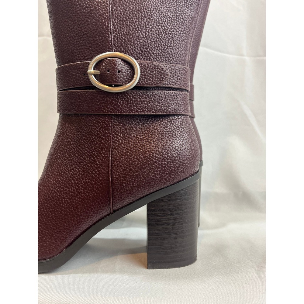 A New Day Womens Burgundy Textured Faux Leather Pointed Toe Block Heel Boots 8 - Picture 4 of 7